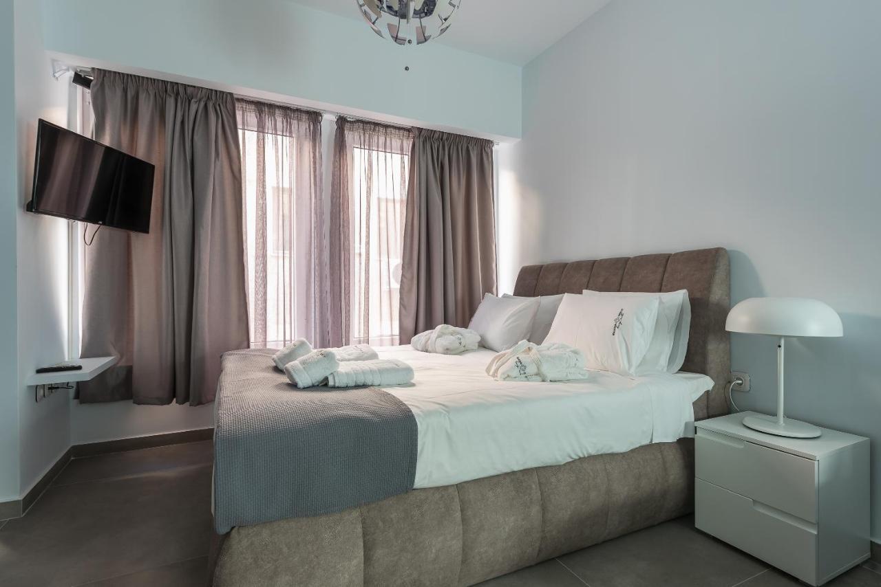 Iguana Gold Luxury Suites 1Min From Ermou Str Athena Bagian luar foto